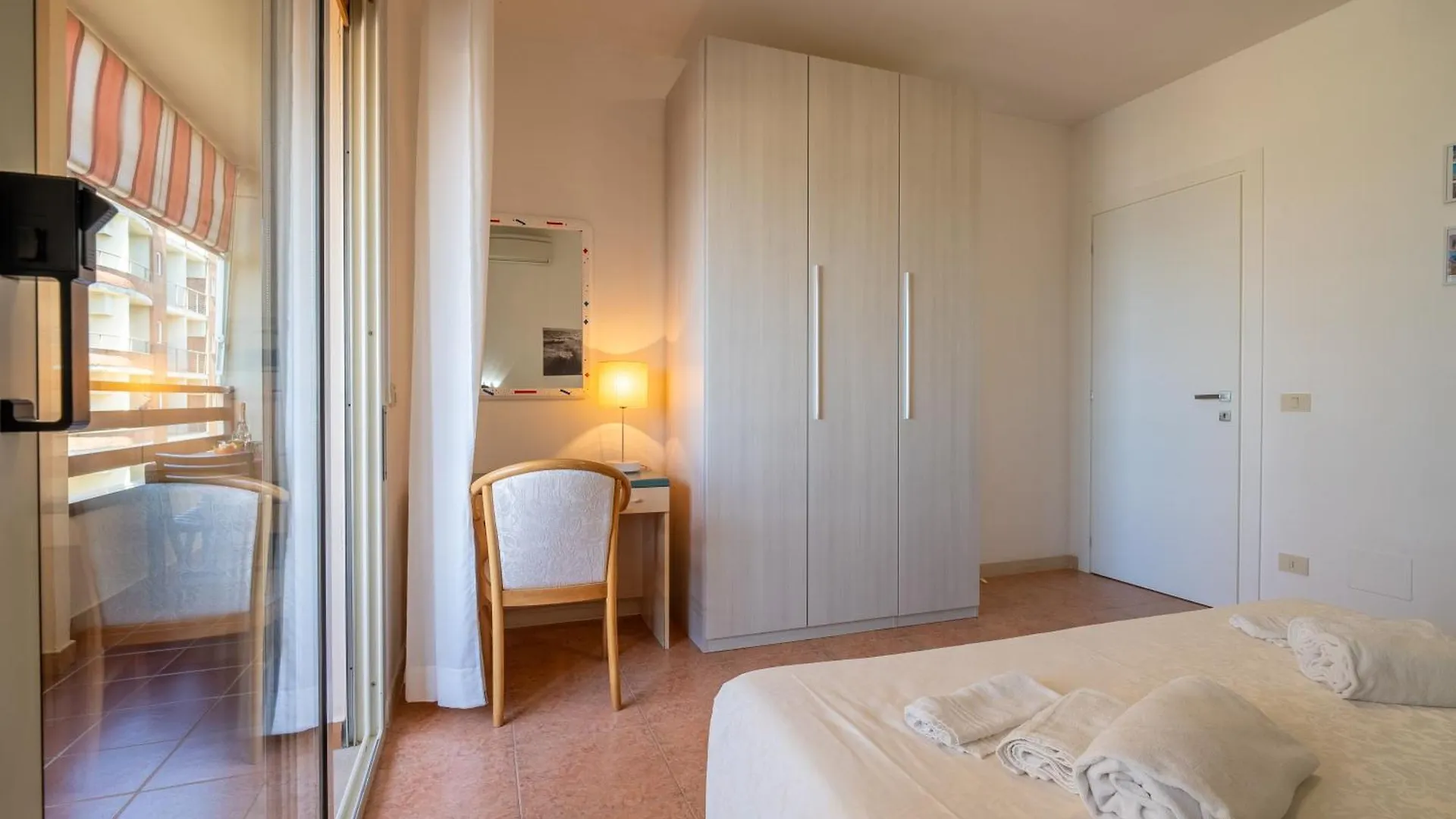 Residence La Rosa Di Nettuno 마리나디그로세토 아파트호텔
