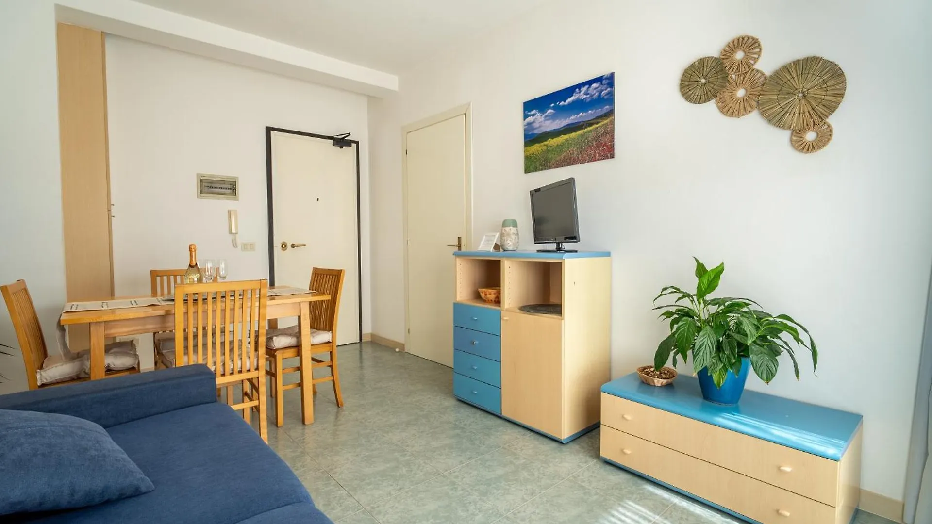Residence La Rosa Di Nettuno 마리나디그로세토 0*,